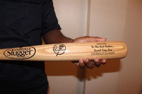 louisville slugger bat personalized.